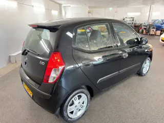 Foto 18 van Hyundai I10 1.1 Active Orange Babies, 1e Eigenaar,Airco,E-Ramen,Parksensor,N.A.P,Lm velgen,Topstaat!