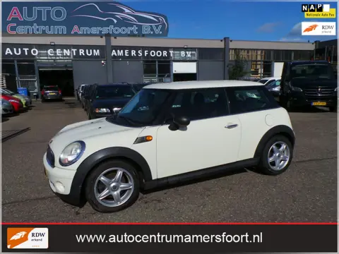 Mini 3-Deurs 1.4 One ( motor start niet !! )