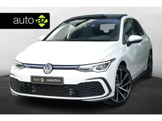 Volkswagen Golf 1.4 eHybrid GTE / Pano / Adaptive Cruise / Trekhaak