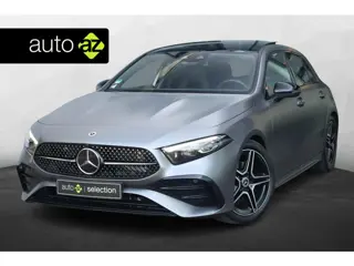 Mercedes-Benz A-klasse 180 AMG Line / Panoramadak / Sfeerverlichting / Multibeam