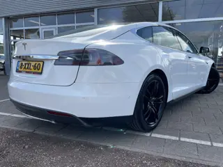 Foto 15 van Tesla Model S 85 Base /Pano/leder/Camera/Free Supercharge/