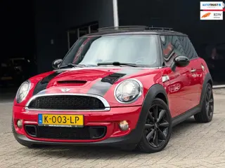 Mini 3-Deurs 1.6 Cooper S Chili PANO/HARMAN KARDON/XENON/6-BAK | KEURIGE AUTO !