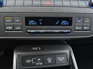 Foto 16 van Hyundai Kona 1.6 GDI HEV Comfort Smart Garantie/NL-auto/camera
