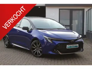 Toyota Corolla Hybrid 140 GR Sport Bi Tone Navigatie, BSM, Apple Carplay / Android Auto, NIEUW!!!