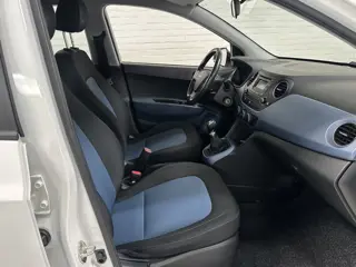 Foto 14 van Hyundai i10 1.0i i-Motion AIRCO / CRUISE / STOELVRM / ELK.PAKKET