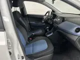 Foto 24 van Hyundai i10 1.0i i-Motion AIRCO / CRUISE / STOELVRM / ELK.PAKKET