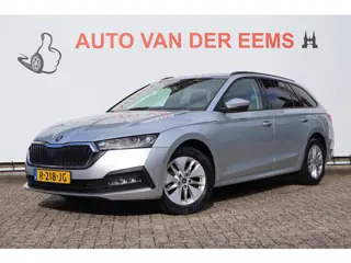 Škoda Octavia Combi 111PK TSI Amb. (2022) NL-Auto / Clima / Navi / Led kopl. / Carpl.,android