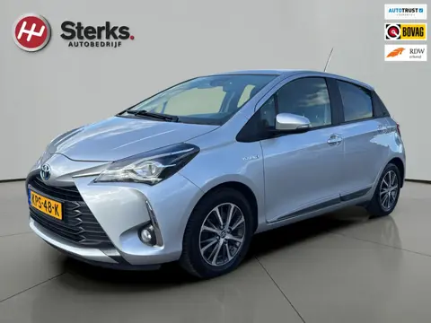 Toyota Yaris 1.5 Hybrid Y20 EXCLUSIVE EDITION GARANTIE TOT 2030 KEYLESS NAVIGATIE LM VELGEN CAMERA C