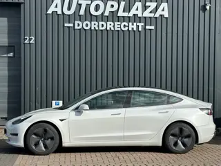 Foto 14 van Tesla Model 3 Standard RWD Plus 60 kWh SOH 88%