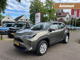 TOYOTA YARIS CROSS 1.5 HYBRID DYNAMIC AUTOMAAT / CAMERA / CARPLAY / DAB / LED / STOEL+STUUR VERWARMING / 16'' LM-VELGEN