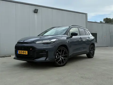 Toyota Corolla Cross Hybrid 180 GR Sport Automaat | Elektrische achterklep | Navigatie | Stoel/stuur