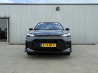Foto 13 van Toyota Corolla Cross Hybrid 180 GR Sport Automaat | Elektrische achterklep | Navigatie | Stoel/stuur