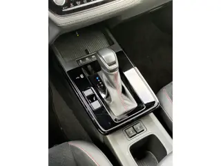 Foto 18 van Toyota Corolla Cross Hybrid 180 GR Sport Automaat | Elektrische achterklep | Navigatie | Stoel/stuur