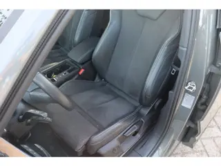 Foto 13 van Audi Q3 Sportback 45 TFSI e S Edition | SOH 87 % | S-Line | Adapt-Cruise | Bluetooth | Sportstoelen