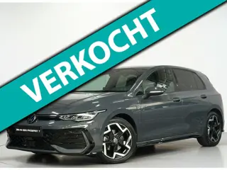 Volkswagen Golf 1.5 eTSI R-Line Edition - ACC - Lane - Camera -