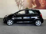 Foto 26 van Kia Picanto 1.0 CVVT COMFORTLINE AIRCO ELEKTRISCHE RAMEN RADIO/CD MEDIA VOORBEREIDING ELEKTRISCHE BU