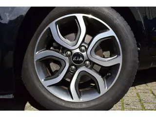 Foto 18 van Kia Picanto 1.0 DPi DynamicPlusLine Navi | Cruise Control | Camera | Keyless | LED | ECC Airco | tot