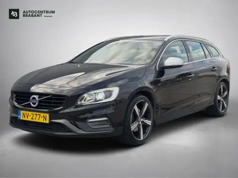 Volvo V60 1.5 T3 Nordic+ R-Design (NL-auto, Goed OndH, Navi, StoelV, Trekhaak, Cruise Con, Climate C