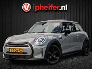 MINI 3-deurs 1.5 One Essential Nieuw model!/ Panoramadak/ Navigatie/ Carplay/ Full led/ Airco
