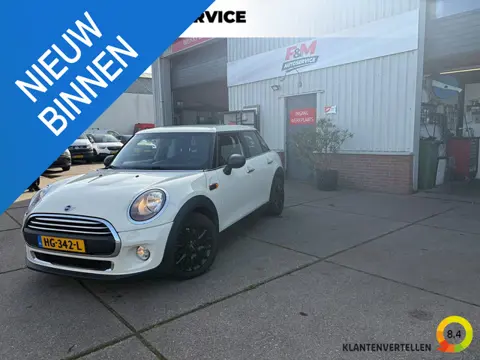MINI 5-Deurs 1.2 One Distributieketting is vervangen, airco, cruise, pdc achter
