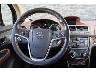 Foto 20 van Opel Mokka 1.4 T Cosmo | Camera | Trekhaak | Cruise-control |