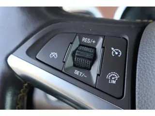 Foto 11 van Opel Mokka 1.4 T Cosmo | Camera | Trekhaak | Cruise-control |