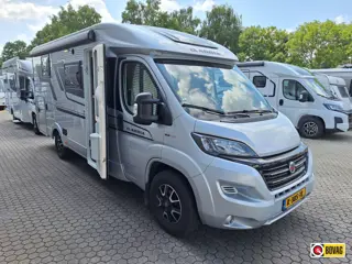 Adria Compact Supreme SC QUEENSBED+LEVELSYSTEEM