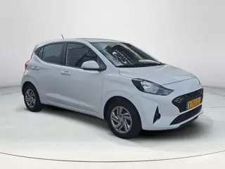 Foto 14 van Hyundai i10 1.0 Comfort Smart 5-zits Automaat | 5.357 originele kilometers | Navigatie | Trekhaak |
