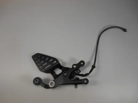 RECHTER SCHETSPLAAT Yamaha YZF R6 2017 - 2022