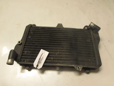 RADIATEUR Kawasaki GPZ 900 1984 - 1993