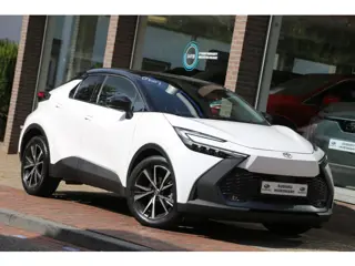 Toyota C-HR 1.8 Hybrid 140 Dynamic Bi-Tone Navi Camera LED ACC