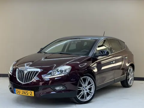 Lancia Delta 1.4-16V Oro, 120Pk, 2009, Origineel Nederlands, Parkeersensoren, 18" velgen, Cruise con
