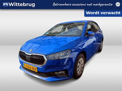Škoda Fabia 1.0 TSI Ambition / ZEER ZUINIG/ CRUISE/ PARKEER SENSOREN/ AIRCO/ RADIO