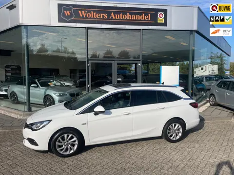Opel Astra Sports Tourer 1.2 Elegance