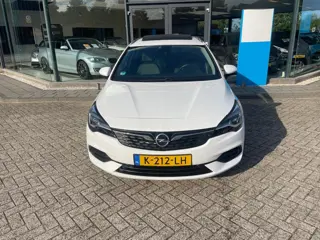 Foto 13 van Opel Astra Sports Tourer 1.2 Elegance