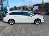 Foto 25 van Opel Astra Sports Tourer 1.2 Elegance