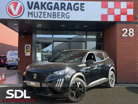 Peugeot 2008 1.2 Hybrid 145 Allure // CRUISE // APPLE CARPLAY-ANDROID AUTO // STOELVERWARMING // CLI