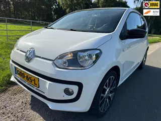 Volkswagen Up! 1.0 groove up! BlueMotion Navi|Cruise|Stoelverwarming|PDC|afn. trekhaak