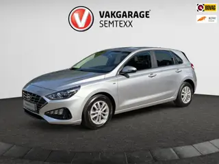 Hyundai I30 1.5 T-GDi !! MHEV Premium | Airco | Cruise | Camera | PDC Achter | Stoelverwarming | Stu