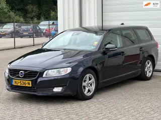 Volvo V70 2.0 D4 Edition, Xenon, Leder, Virtual, Navi, Clima !