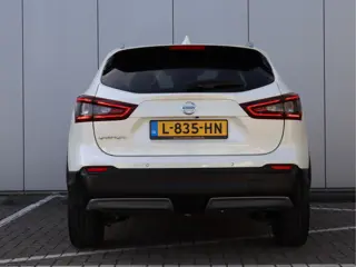 Foto 14 van Nissan QASHQAI 1.3 DIG-T Premium Edition | Panoramadak | 360 Camera | NAP