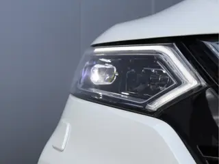 Foto 13 van Nissan QASHQAI 1.3 DIG-T Premium Edition | Panoramadak | 360 Camera | NAP