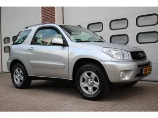 Foto 11 van Toyota RAV4 1.8-16V VVT-i Luna 3-deurs * Airco / Trekhaak / 2WD *