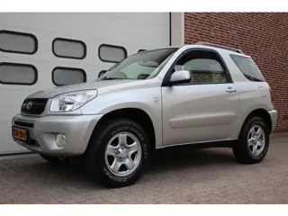 Foto 16 van Toyota RAV4 1.8-16V VVT-i Luna 3-deurs * Airco / Trekhaak / 2WD *