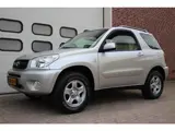 Foto 26 van Toyota RAV4 1.8-16V VVT-i Luna 3-deurs * Airco / Trekhaak / 2WD *