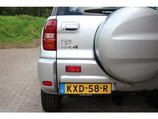 Foto 13 van Toyota RAV4 1.8-16V VVT-i Luna 3-deurs * Airco / Trekhaak / 2WD *