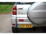 Foto 23 van Toyota RAV4 1.8-16V VVT-i Luna 3-deurs * Airco / Trekhaak / 2WD *