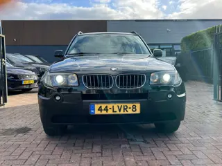 Foto 19 van BMW X3 2.5i Executive # Trekhaak # Xenon # Leer # Automaat! APK tot 07-2027!!