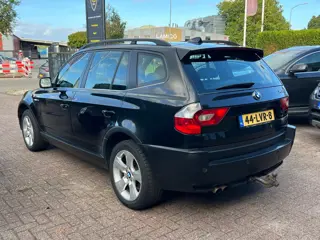 Foto 12 van BMW X3 2.5i Executive # Trekhaak # Xenon # Leer # Automaat! APK tot 07-2027!!