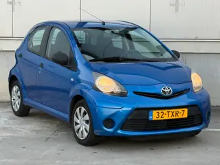 Toyota Aygo 1.0 VVT-i Access / NAP / Vol Dealer onderhouden / 5 Deurs / Inruil mog.